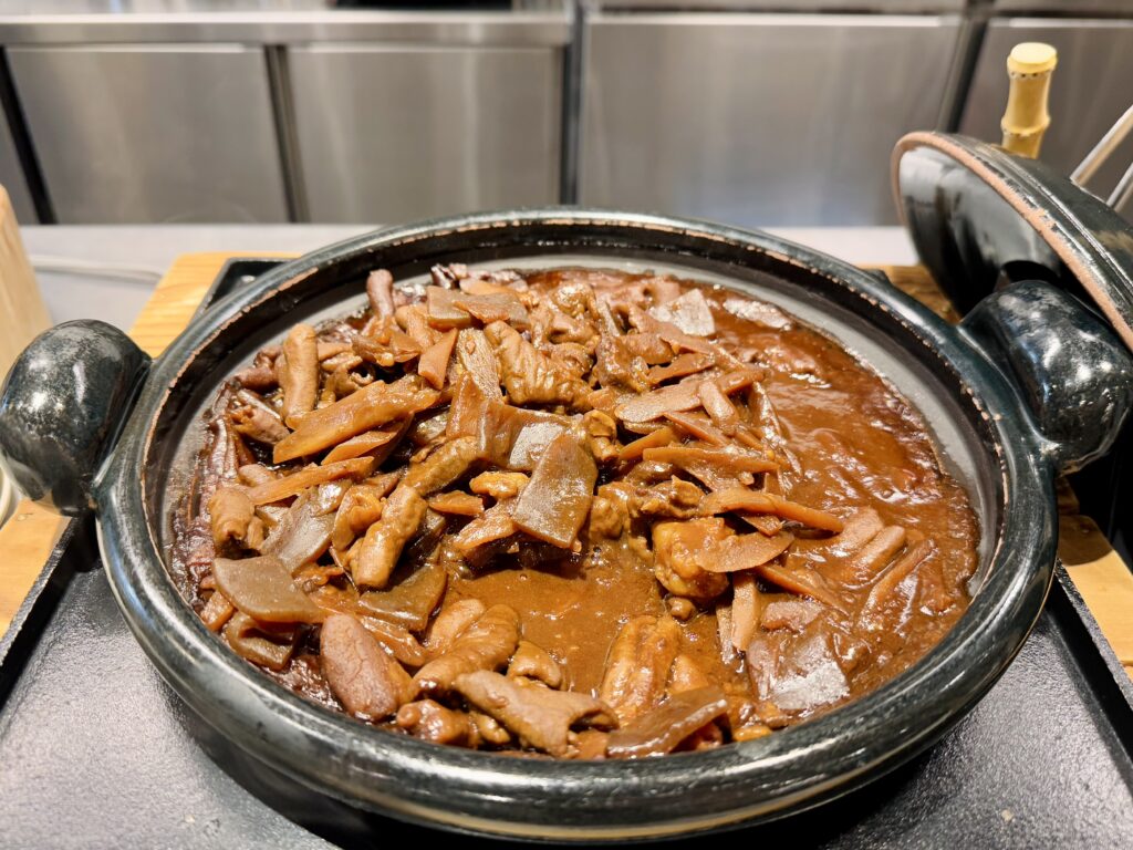 ドーミーインEXPRESS豊橋 朝食 ご当地メニューどて煮