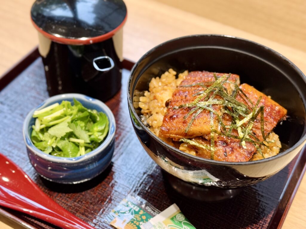 ドーミーインEXPRESS豊橋 朝食 ご当地メニューひつまぶし