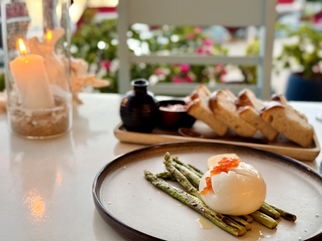 コンラッドコサムイ アズール ディナーで食べたメニュー