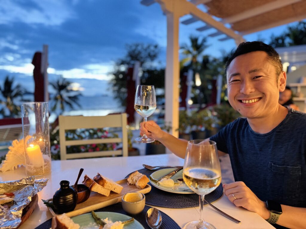 コンラッドコサムイ アズールで夕焼けディナー