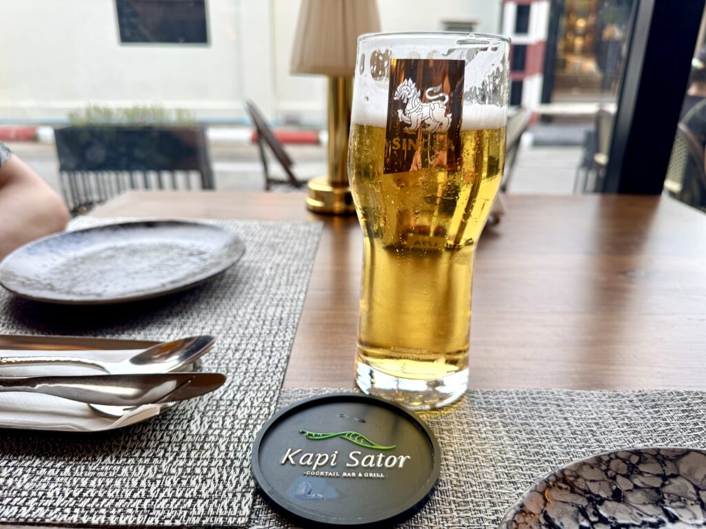 セントラルサムイにある「Kapi Sator(サトーキッチン)」のシーハービール