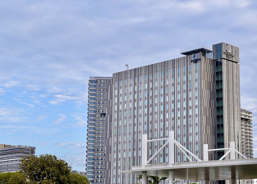 ダブルツリーbyヒルトン東京有明 外観