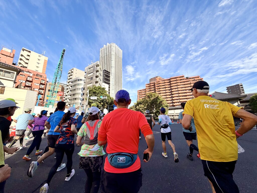 東京レガシーハーフマラソン2025 序盤2つ目の上り坂