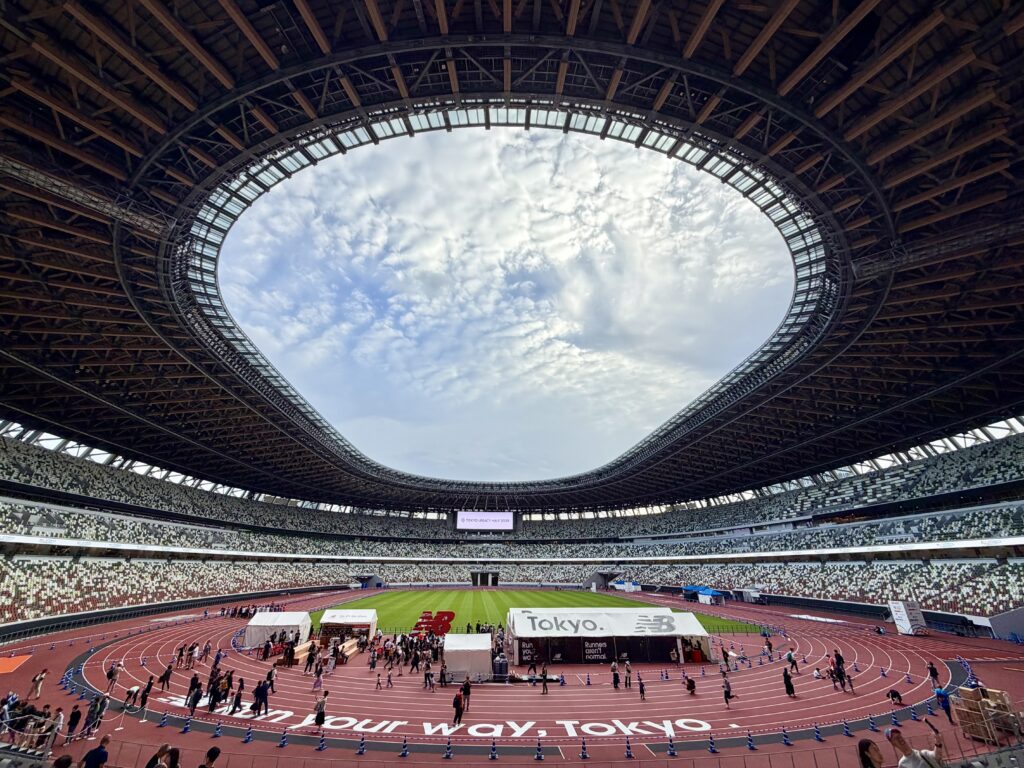 東京レガシーハーフマラソン2025 国立競技場expoの様子