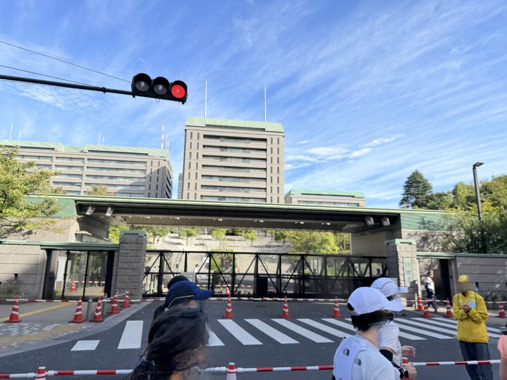 東京レガシーハーフマラソン2025 防衛省