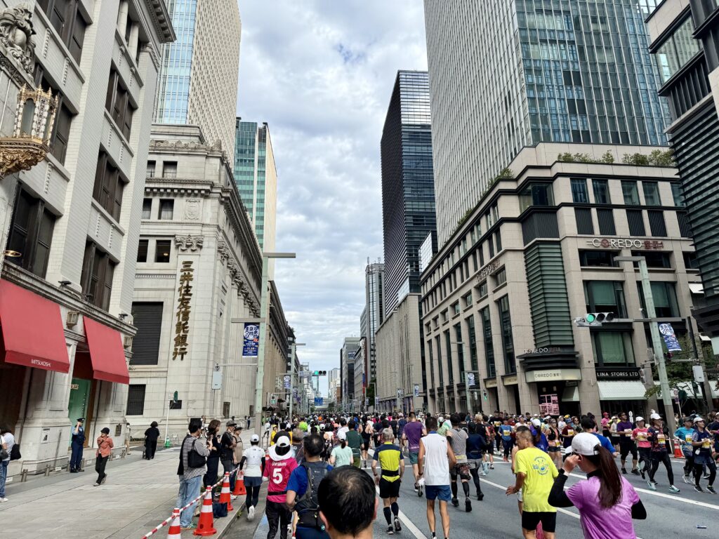 東京レガシーハーフマラソン2025 日本橋三越前