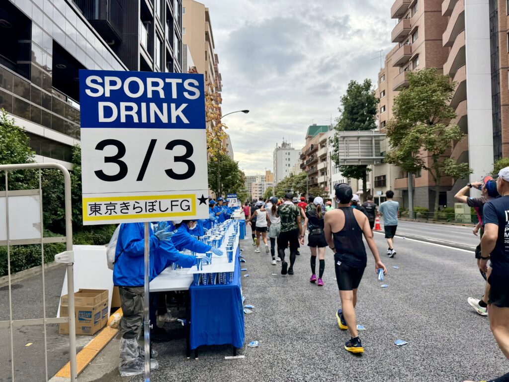 東京レガシーハーフマラソン2025 19.3km給水