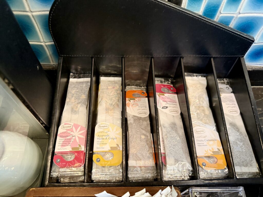 ヒルトン東京お台場 エグゼクティブラウンジ 紅茶