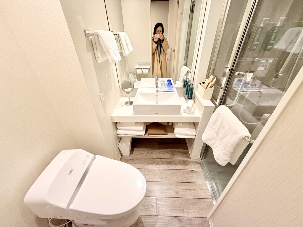 ダブルツリーbyヒルトン東京有明 ゲストルーム ウェットエリア