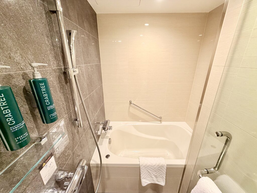 ダブルツリーbyヒルトン東京有明 ゲストルーム バスルーム