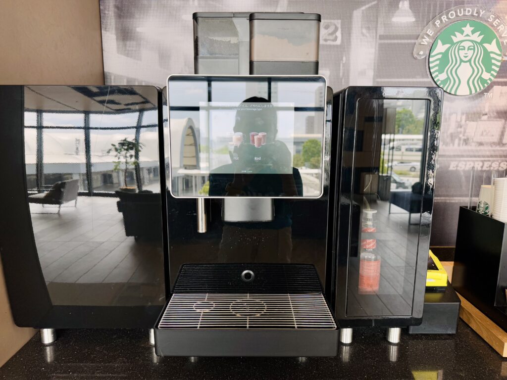 ダブルツリーbyヒルトン東京有明 スターバックスマシン