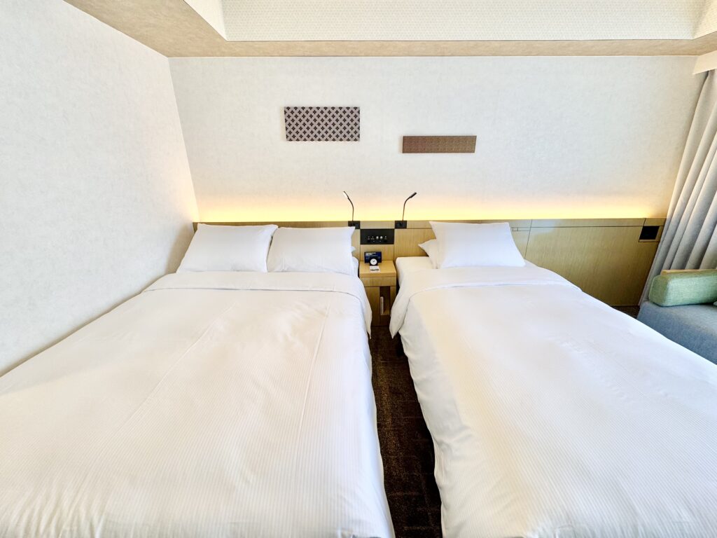 ダブルツリーbyヒルトン東京有明 デラックスルーム ベッド