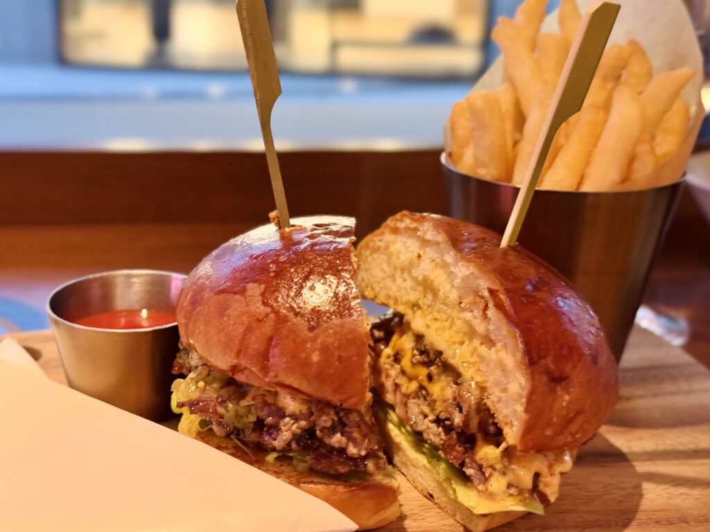 ダブルツリーbyヒルトン東京有明 Brew33 Bar バーメニュー