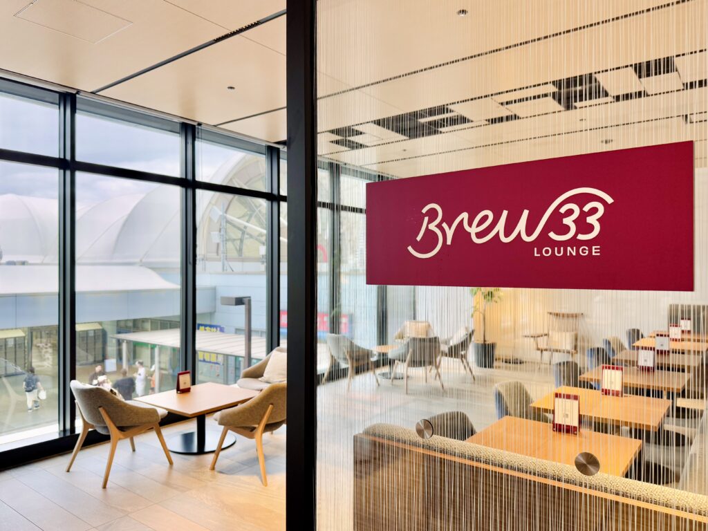 ダブルツリーbyヒルトン東京有明 Brew 33 lounge外観