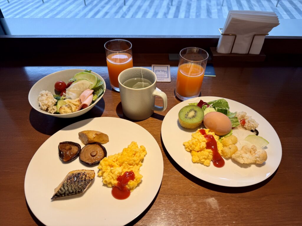 ダブルツリーbyヒルトン東京有明 朝食会場 Brew33 Bar 食べたもの