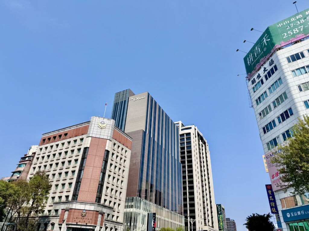 ダブルツリーbyヒルトン台北周辺 中山駅近くでホテルオークラを発見