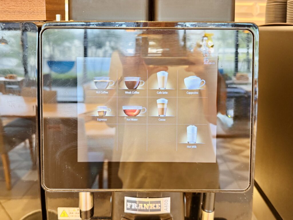 ダブルツリーby東京有明 朝食ビュッフェ カフェマシンメニュー