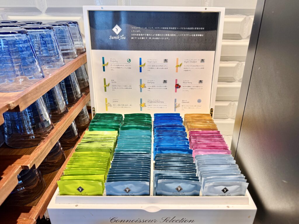 ダブルツリーby東京有明 朝食ビュッフェ ドリンクコーナーの紅茶はスミックティー