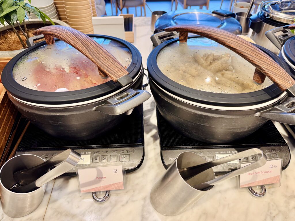 ダブルツリーby東京有明 朝食ビュッフェ ホットミール