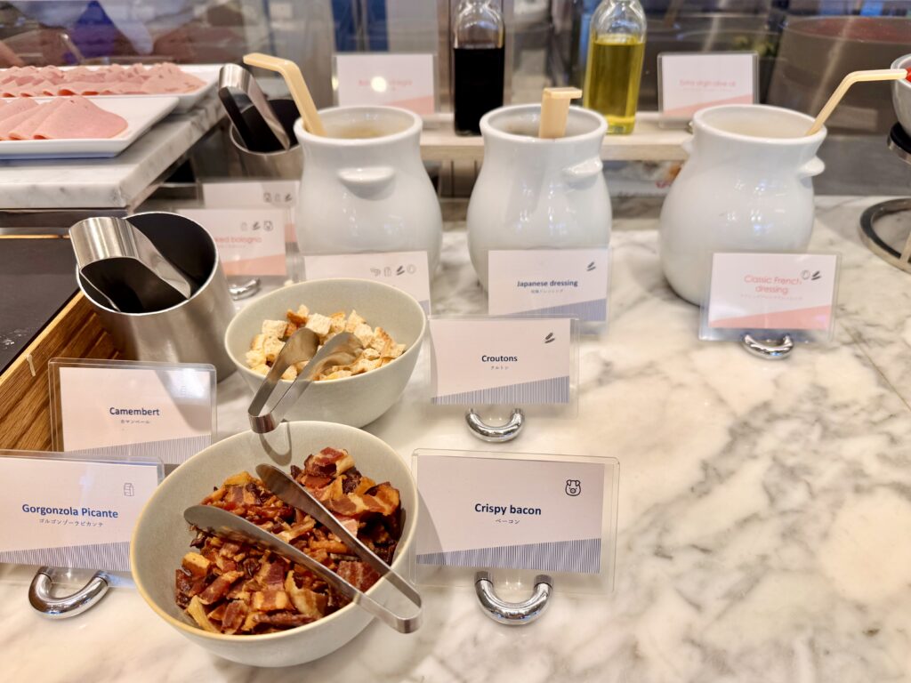 ダブルツリーby東京有明 朝食ビュッフェ サラダコーナーのドレッシング