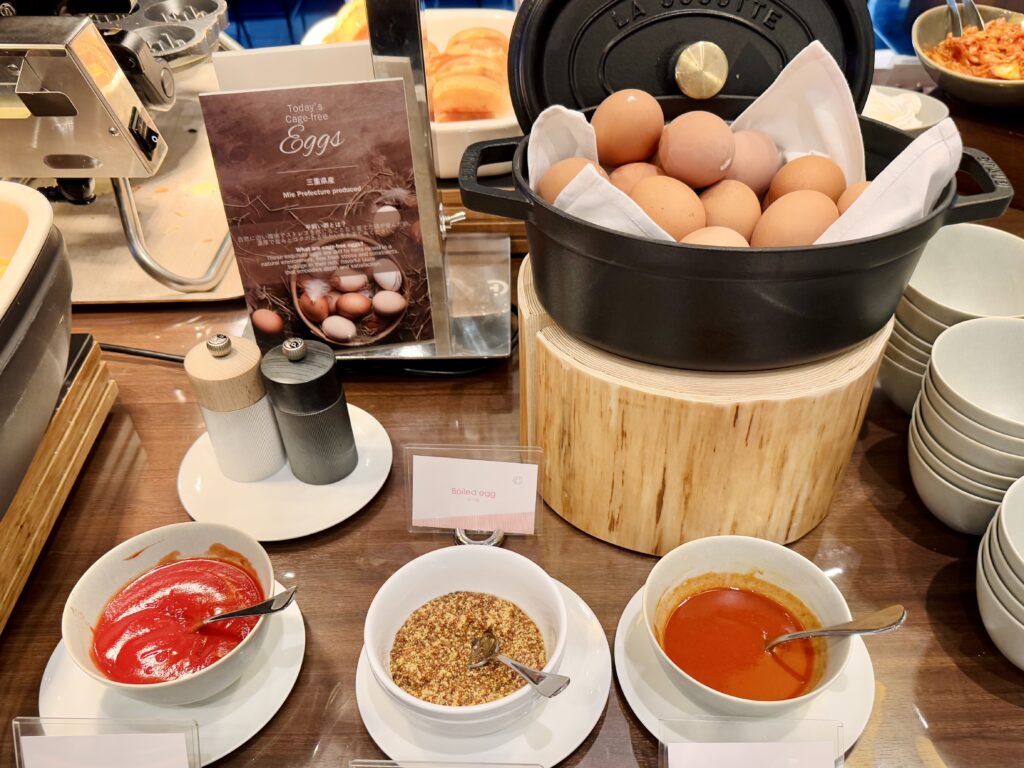 ダブルツリーby東京有明 朝食ビュッフェ Brew33 Barのホットミール