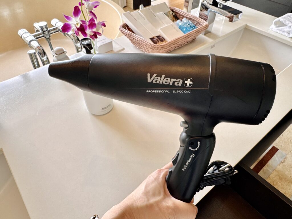 コンラッドコサムイ 客室のドライヤー