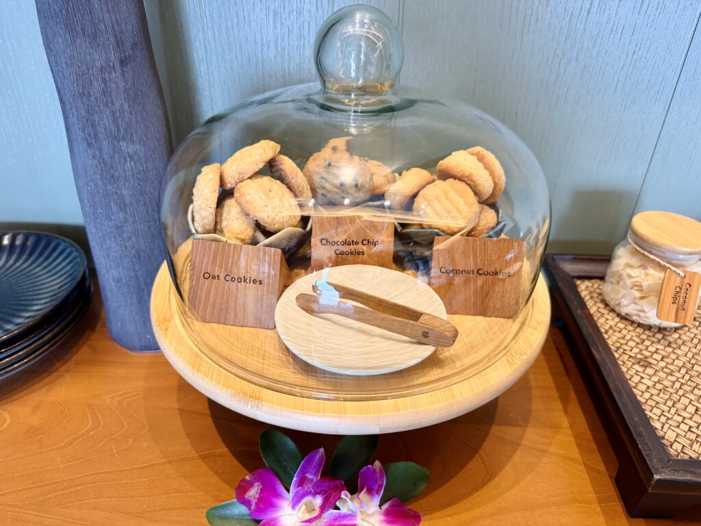 コンラッドコサムイ サウナ後のととのいスペースにある軽食