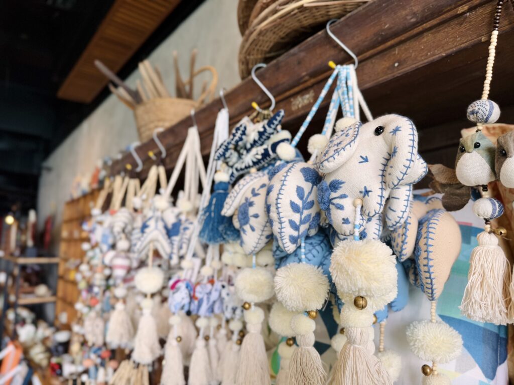 コンラッドコサムイ コンラッド・アートギャラリーのグッツ