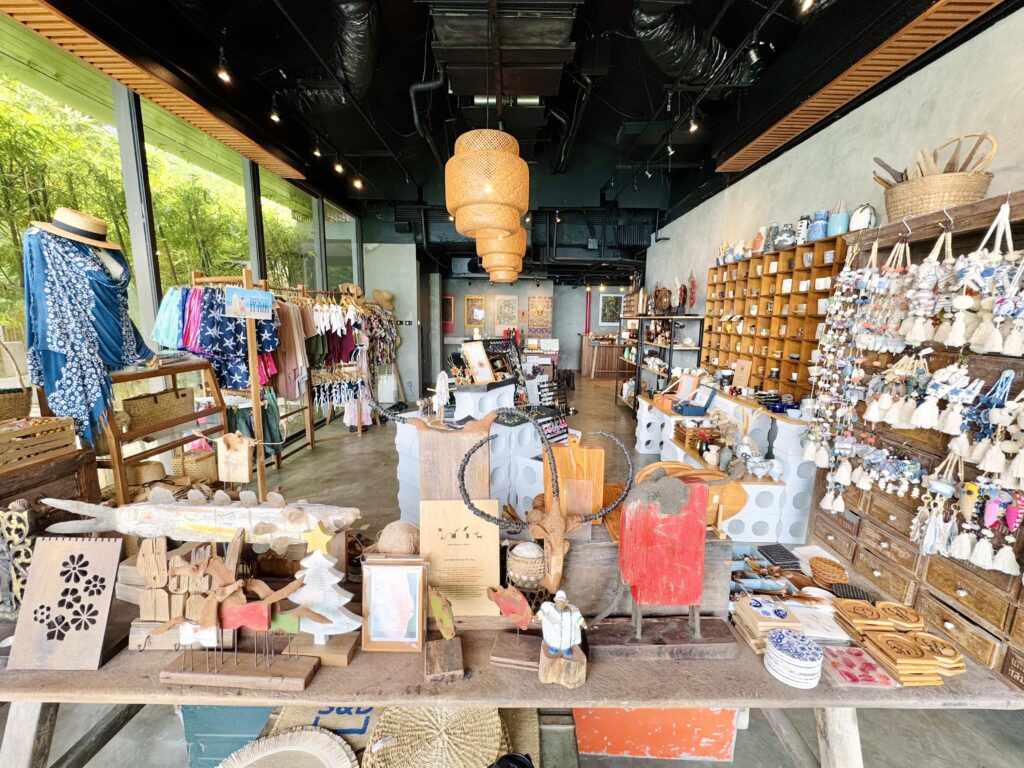 コンラッドコサムイ コンラッド・アートギャラリーの様子