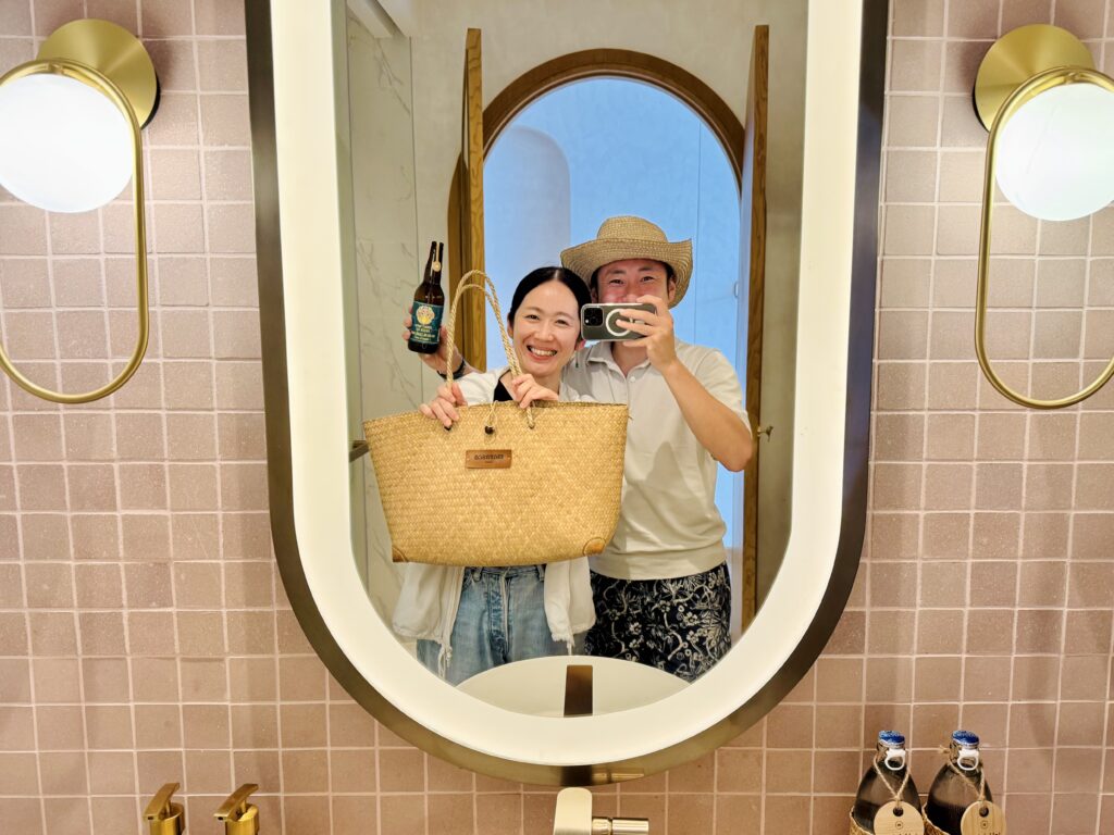 マラスカサムイ 客室にて記念撮影