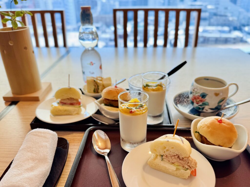 ホテル雅叙園東京 ラウンジのアフタヌーンティー