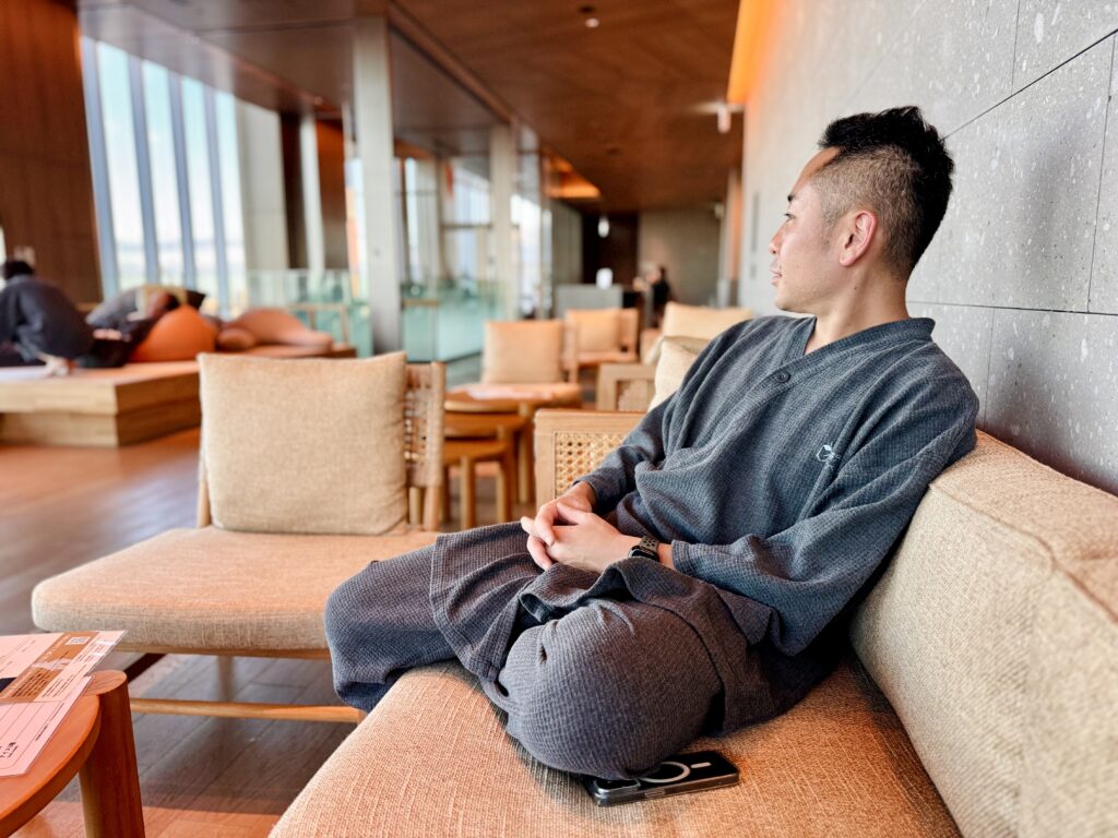 札幌ホテルbyグランベル ラウンジにて