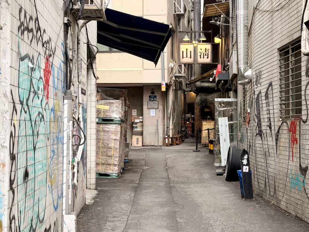 ソウル 山清炭火ガーデン乙支路 外観