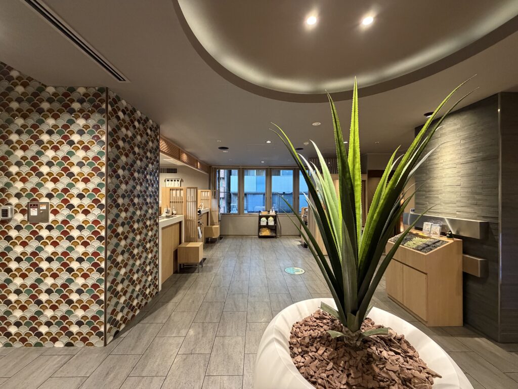 ドーミーイン東京八丁堀のフロント