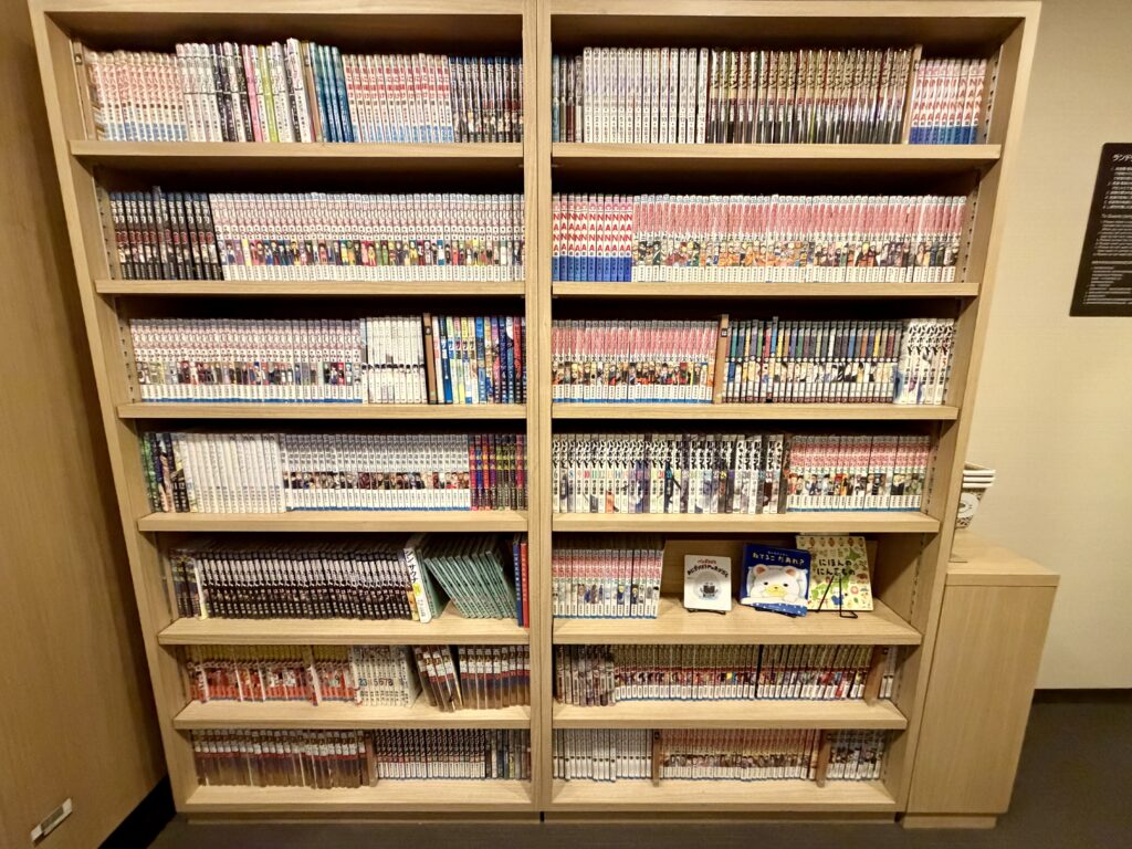 ドーミーイン東京八丁堀に置いてある漫画