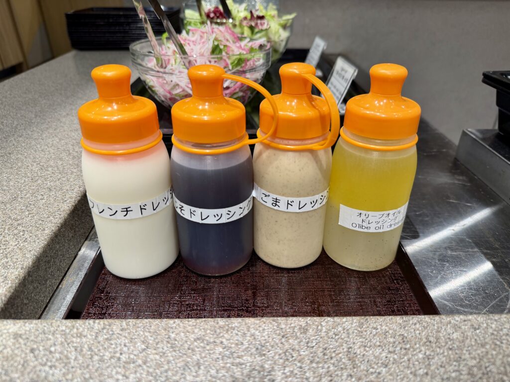 ドーミーイン東京八丁堀の朝食 ドレッシング