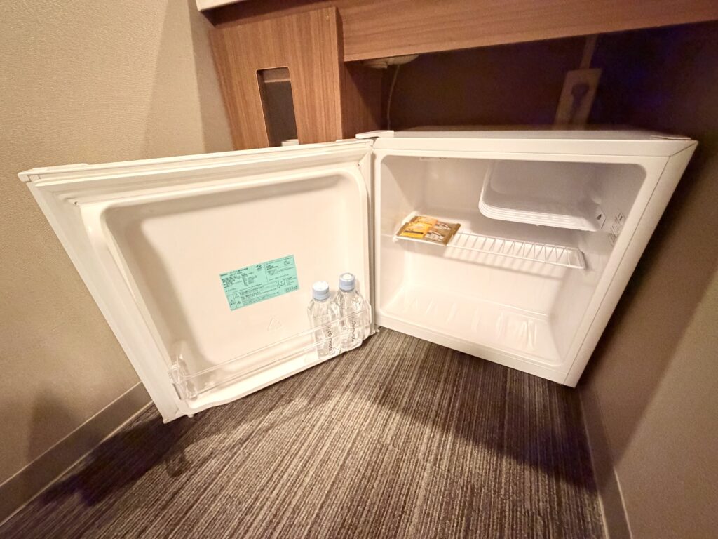 ドーミーイン東京八丁堀 冷蔵庫