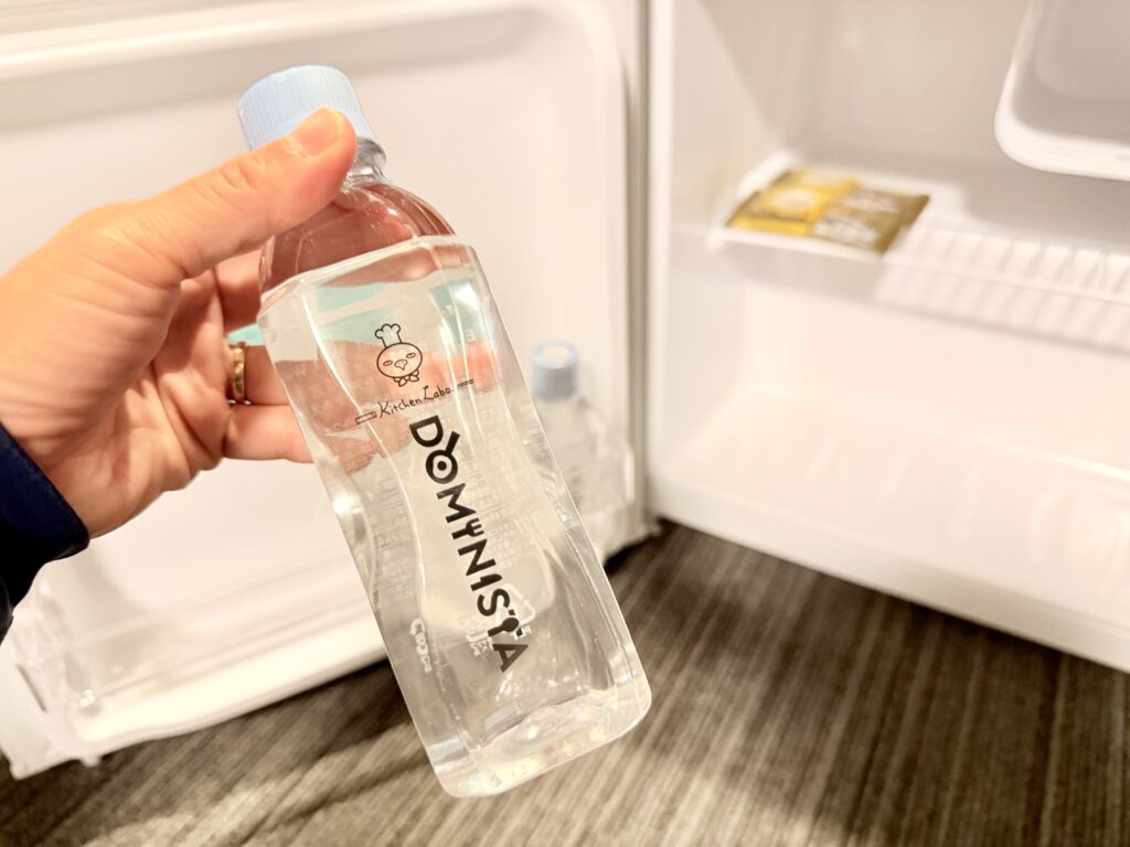 ドーミーイン東京八丁堀 無料のボトルウォーター
