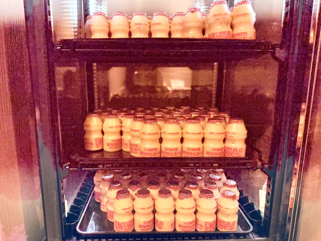 ドーミーイン東京八丁堀 湯上がりサービスの乳酸菌飲料