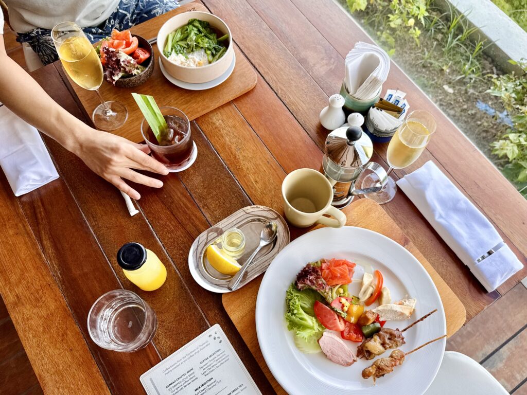 コンラッドコサムイ 朝食