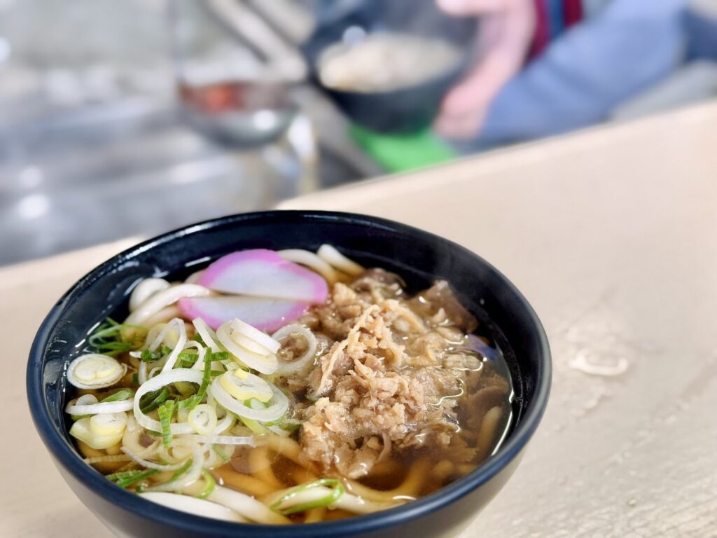 北九州帰省 小倉駅ホームのうどん