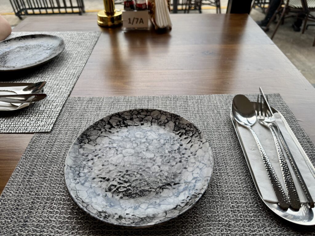 サムイ島Kapi Sator(カピ・サトー)テーブルセッティング