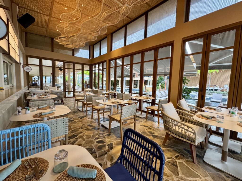 サムイ島のマラスカサムイ 朝食会場の店内