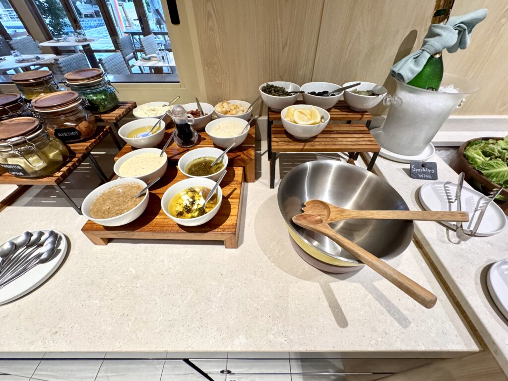 サムイ島のマラスカサムイ 朝食ビュッフェ サラダボウル