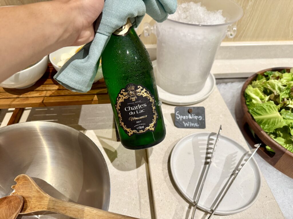 サムイ島のマラスカサムイ 朝食ビュッフェ スパークリング