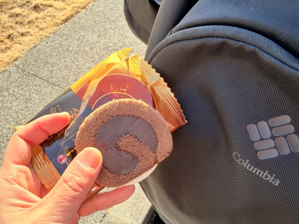 フロストバイトロードレース 入場待ちでゴディバと一六タルトのコラボスイーツをいただきます