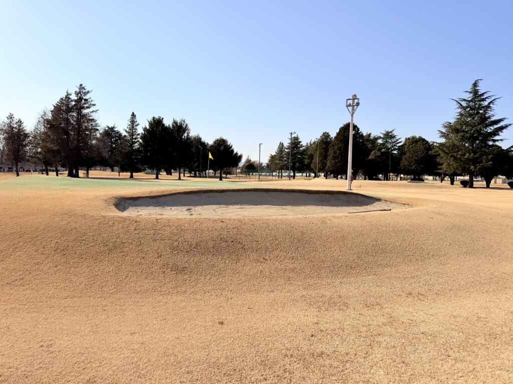 フロストバイトロードレース 横田基地内にはゴルフ場もあり