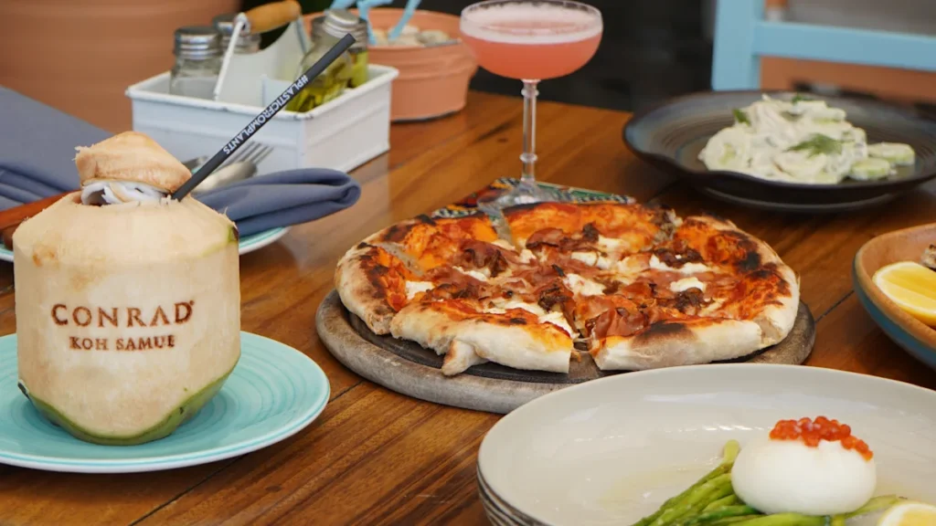 コンラッド コ サムイ AZURE(アズール)公式写真