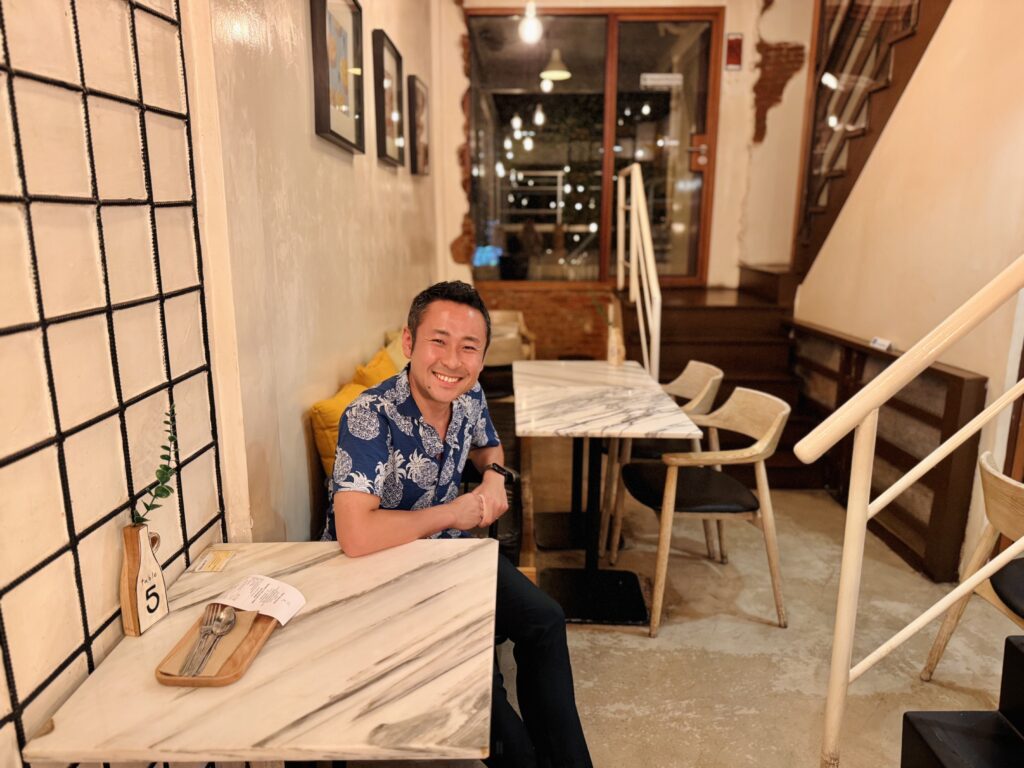 make me mango(メイクミーマンゴー) 店内の様子