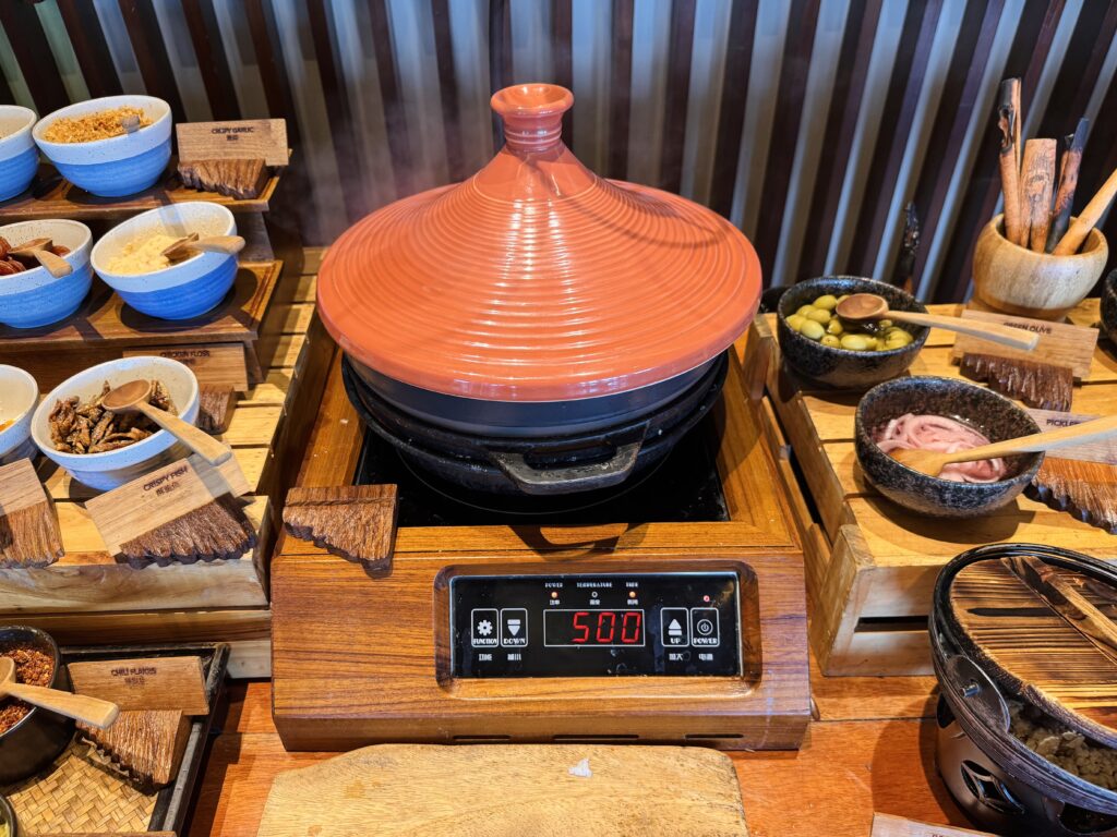 コンラッド コ サムイ 朝食 お粥コーナー